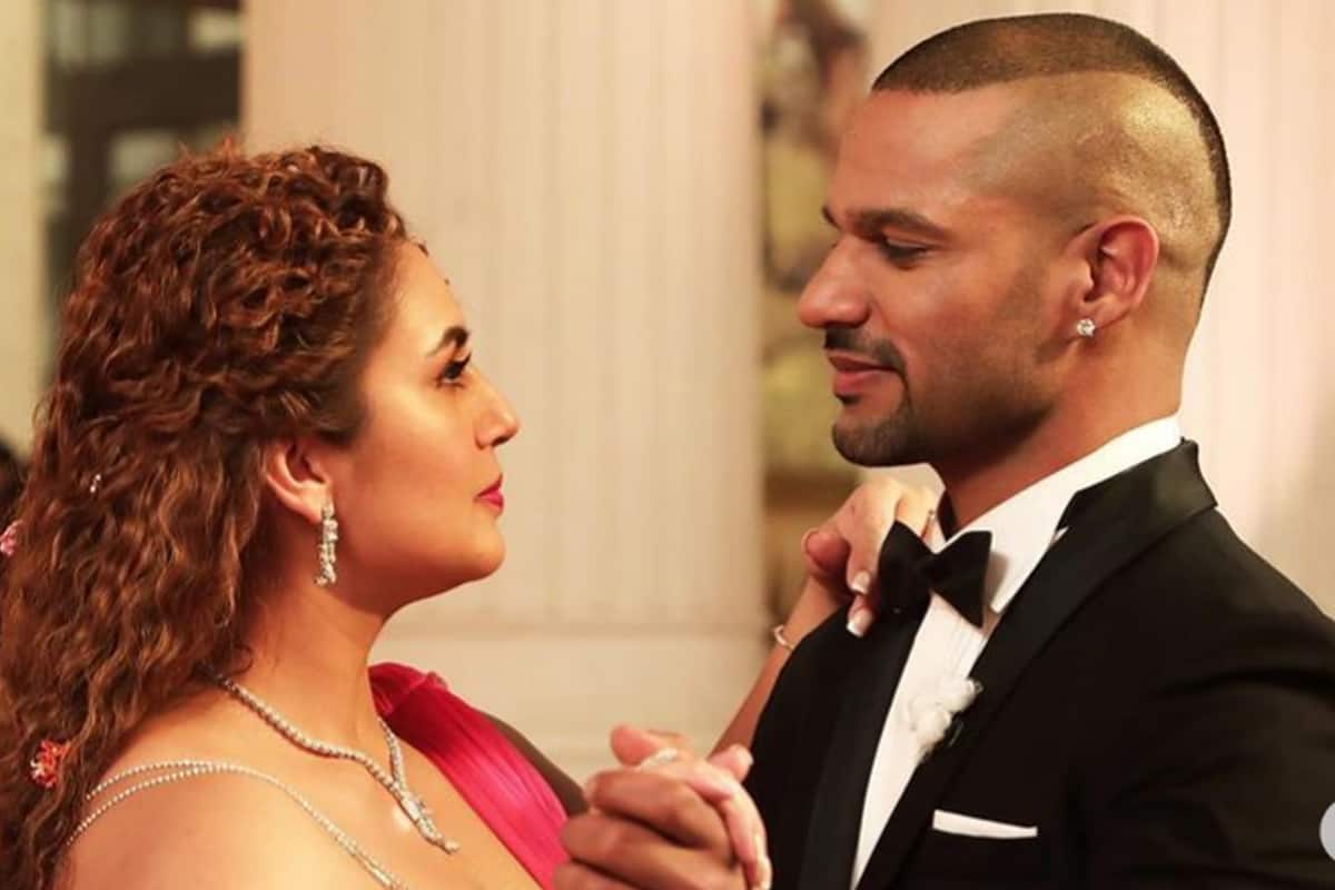 Cricketer Shikhar Dhawan to make Bollywood debut with 'Double XL'